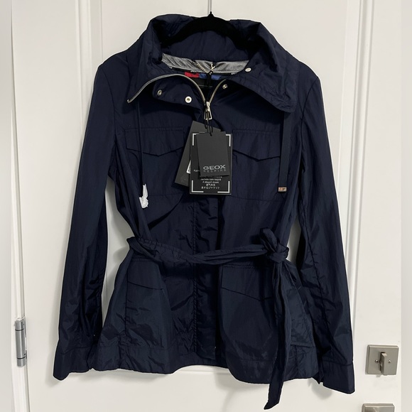 NWT - Geox Women’s Water Repellent Windbreaker - US Size 6 / S - Picture 1 of 12